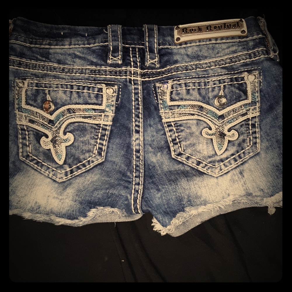 Rock Revival Betty Easy Shorts